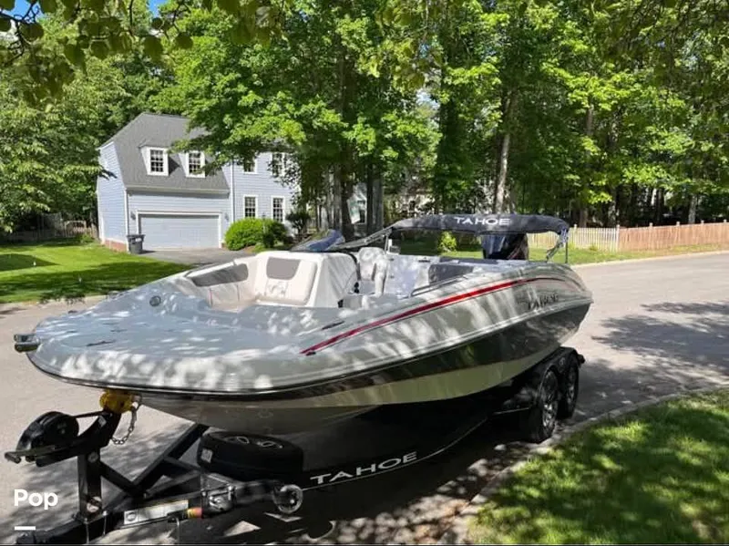 Slide: The Image of Tracker Tahoe 1950 2023 - 16304934