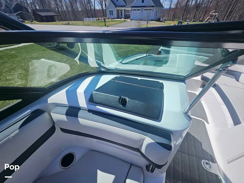 Slide: The Image of Yamaha 212x 2014 - 16323793