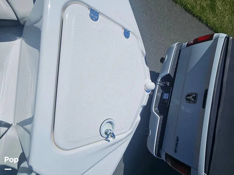 Slide: The Image of Yamaha 212x 2014 - 16323799