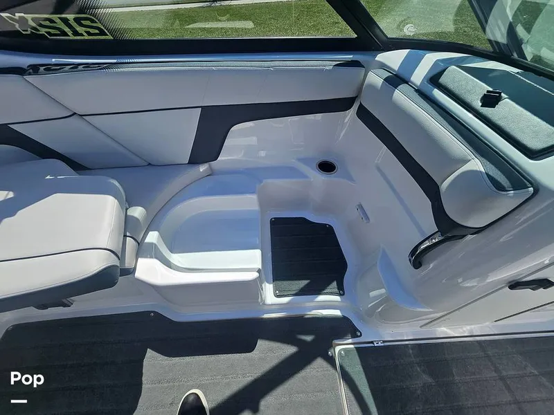 Slide: The Image of Yamaha 212x 2014 - 16323805