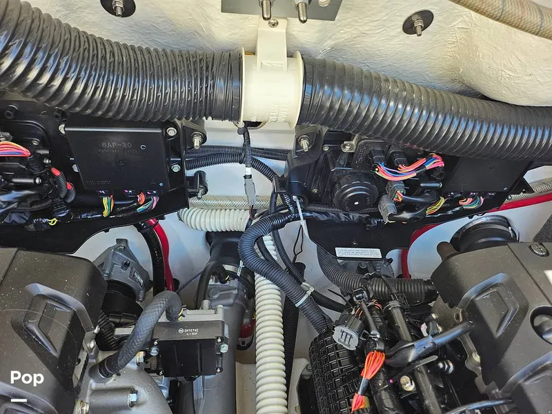 Slide: The Image of Yamaha 212x 2014 - 16323819