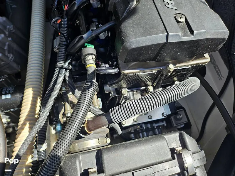 Slide: The Image of Yamaha 212x 2014 - 16323821