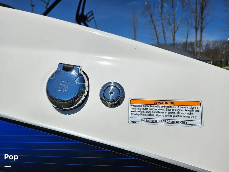 Slide: The Image of Yamaha 212x 2014 - 16323847