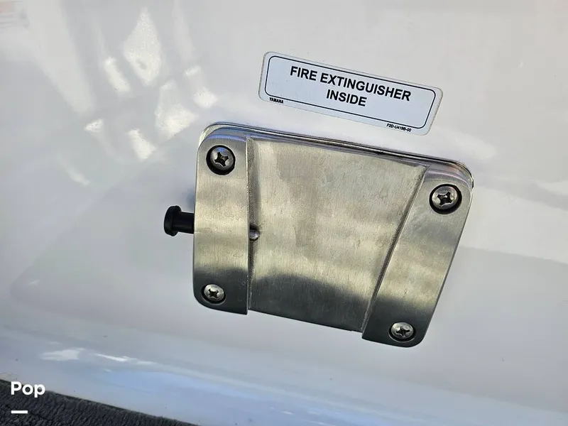 Slide: The Image of Yamaha 212x 2014 - 16323877