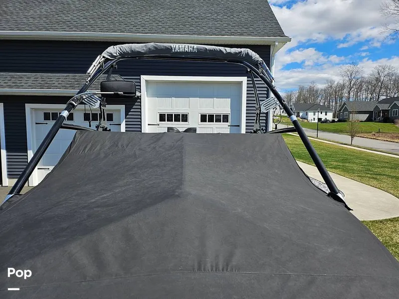 Slide: The Image of Yamaha 212x 2014 - 16323885