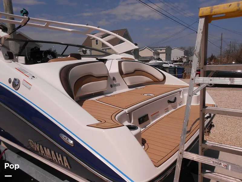 Slide: The Image of Yamaha AR195s 2022 - 16323401