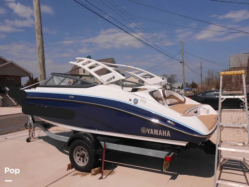 Slide: The Image of Yamaha AR195s 2022 - 16323491