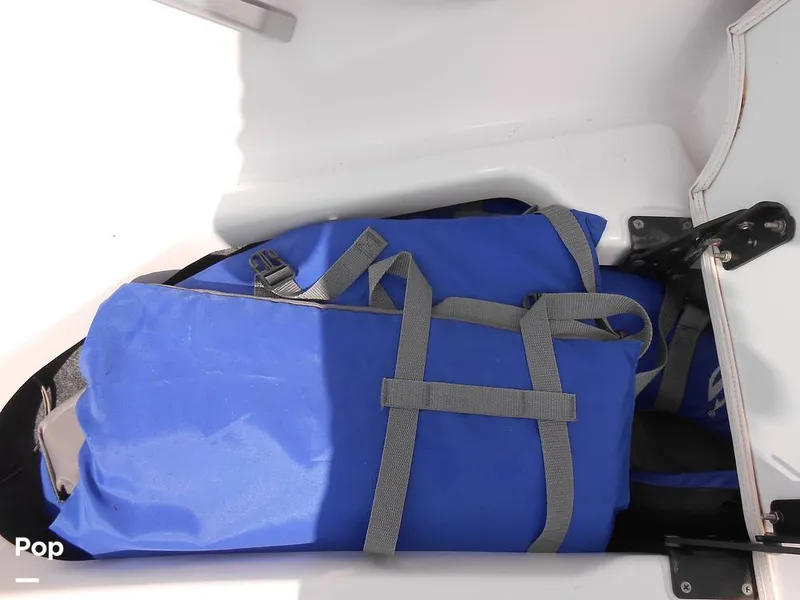 Slide: The Image of Yamaha AR195s 2022 - 16323453