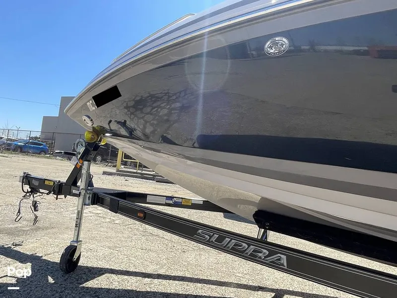 Slide: The Image of Supra Launch 24SSV 2005 - 16363389