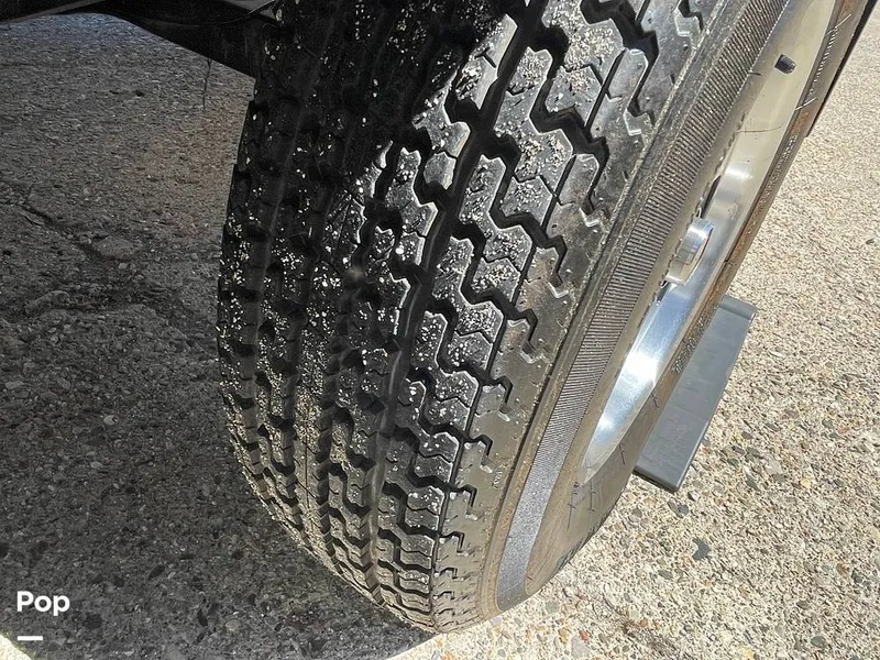 Slide: The Image of Supra Launch 24SSV 2005 - 16363456