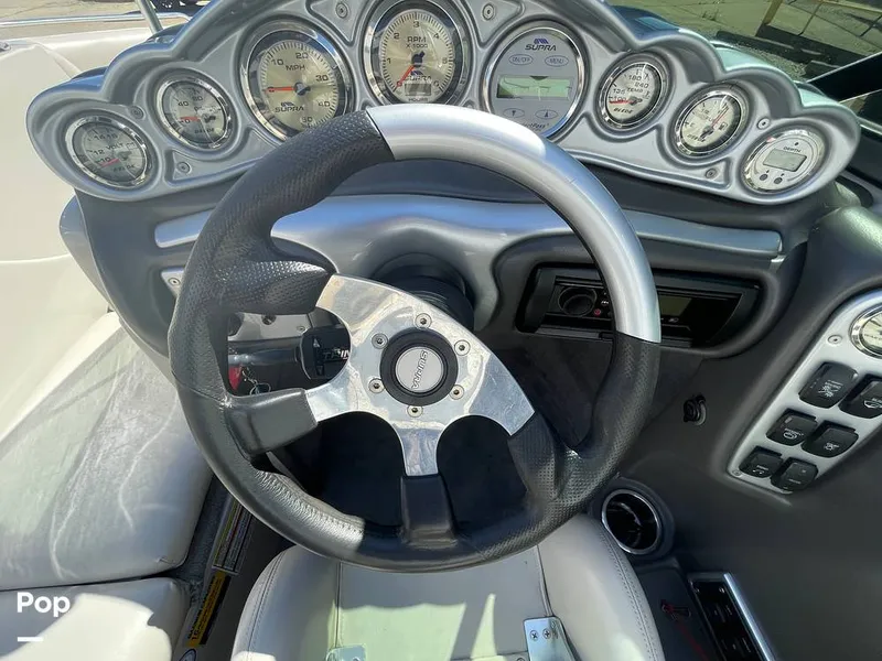 Slide: The Image of Supra Launch 24SSV 2005 - 16360924