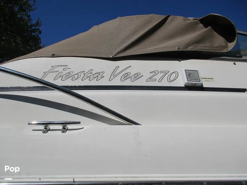 Slide: The Image of Rinker Fiesta Vee 270 2005 - 16369268