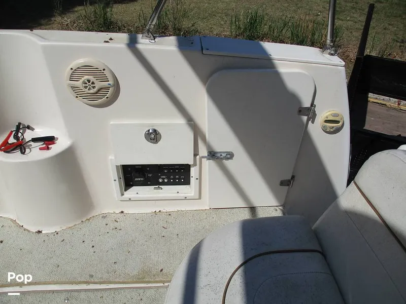 Slide: The Image of Rinker Fiesta Vee 270 2005 - 16369286