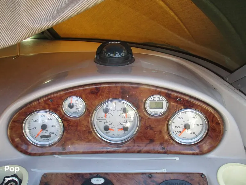 Slide: The Image of Rinker Fiesta Vee 270 2005 - 16369298