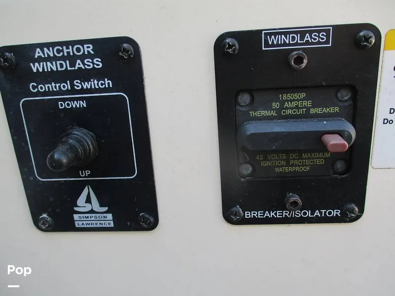 Slide: The Image of Rinker Fiesta Vee 270 2005 - 16369306