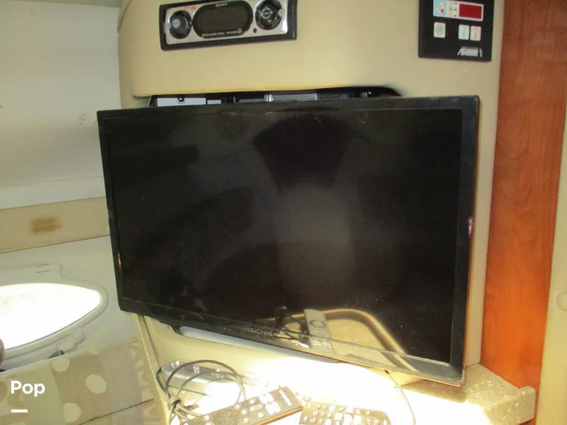 Slide: The Image of Rinker Fiesta Vee 270 2005 - 16369337