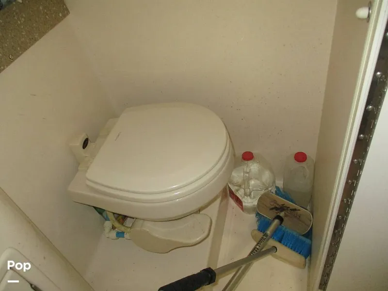 Slide: The Image of Rinker Fiesta Vee 270 2005 - 16369325