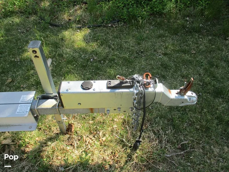 Slide: The Image of 2017 NATIONAL CUSTOM TRI-AXLE TRAILER - 16369251