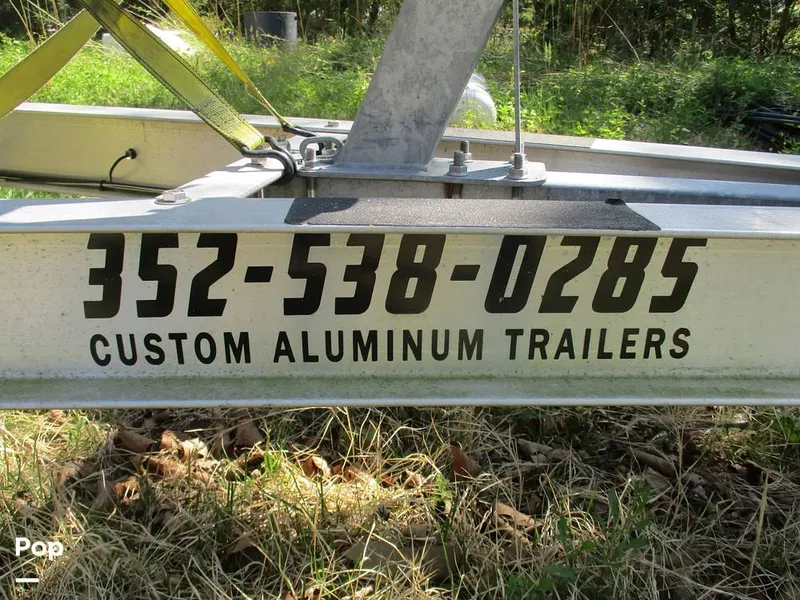 Slide: The Image of 2017 NATIONAL CUSTOM TRI-AXLE TRAILER - 16369250