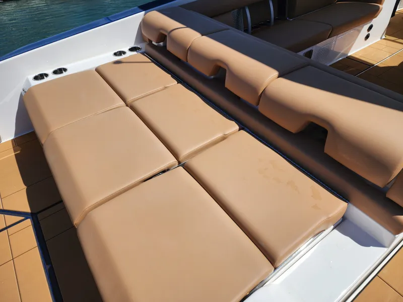 Slide: The Image of Aviara AV32 2024 - 12