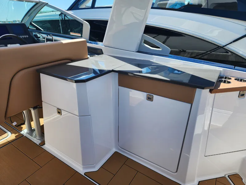 Slide: The Image of Aviara AV32 2024 - 20