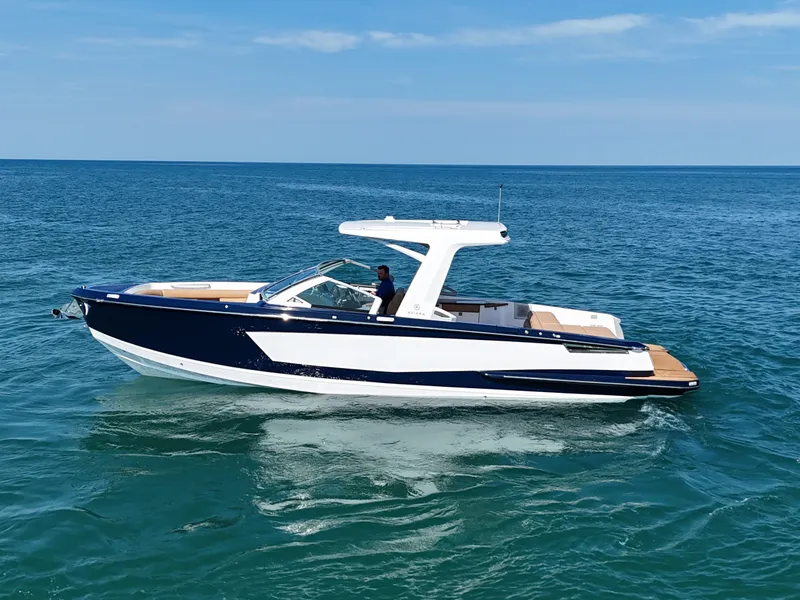 The Image of Aviara AV32 2024 - 0