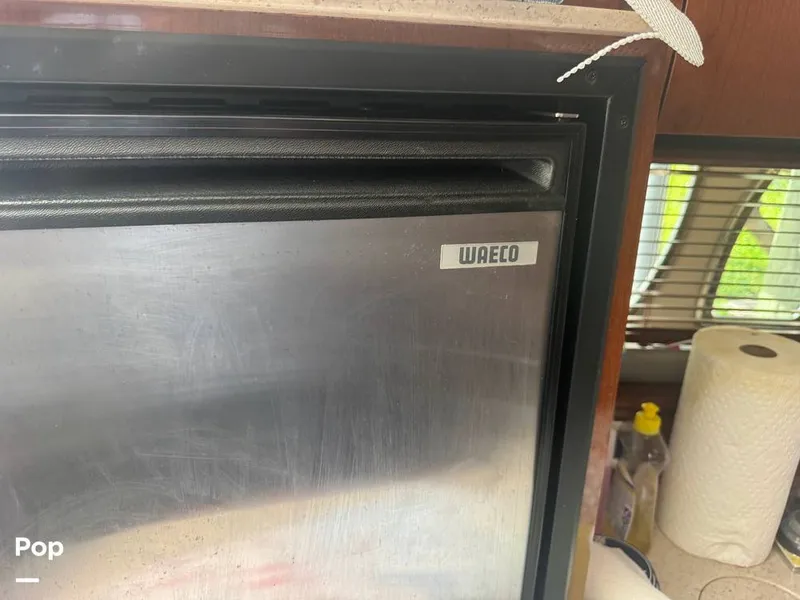 Slide: The Image of Sea Ray 38 Sundancer 2009 - 16324007