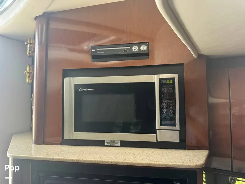 Slide: The Image of Sea Ray 38 Sundancer 2009 - 16324011