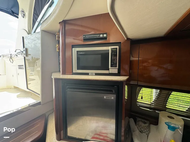 Slide: The Image of Sea Ray 38 Sundancer 2009 - 16324012