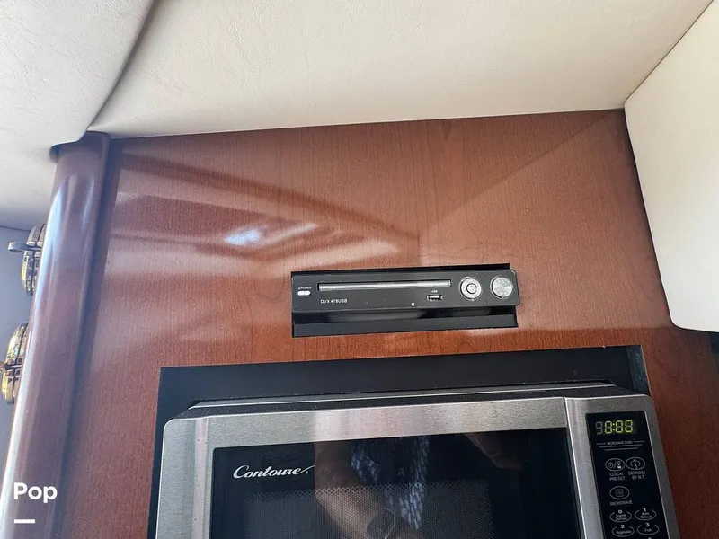 Slide: The Image of Sea Ray 38 Sundancer 2009 - 16324014