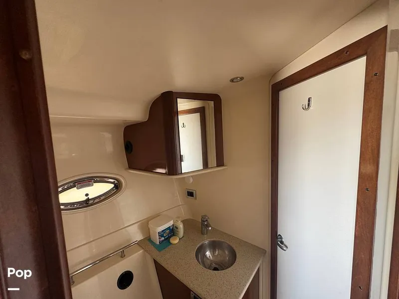 Slide: The Image of Sea Ray 38 Sundancer 2009 - 16324019