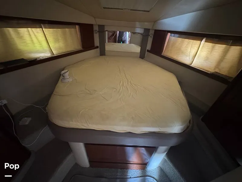 Slide: The Image of Sea Ray 38 Sundancer 2009 - 16324033