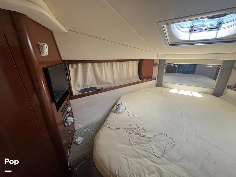 Slide: The Image of Sea Ray 38 Sundancer 2009 - 16324037