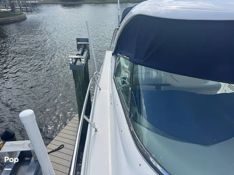 Slide: The Image of Sea Ray 38 Sundancer 2009 - 16323918