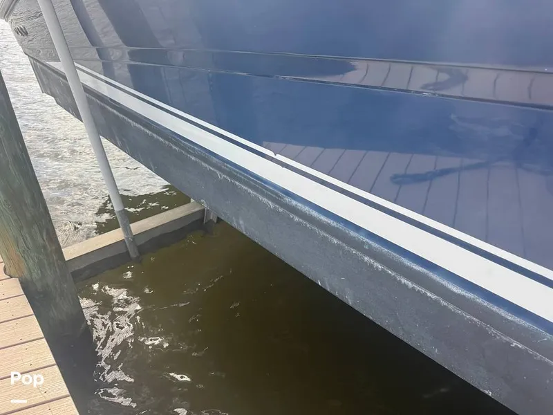 Slide: The Image of Sea Ray 38 Sundancer 2009 - 16323904