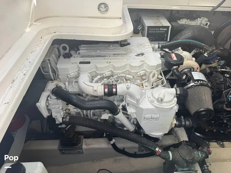 Slide: The Image of Sea Ray 38 Sundancer 2009 - 16324059