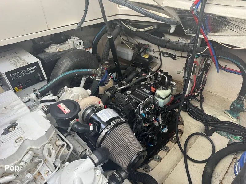 Slide: The Image of Sea Ray 38 Sundancer 2009 - 16324066