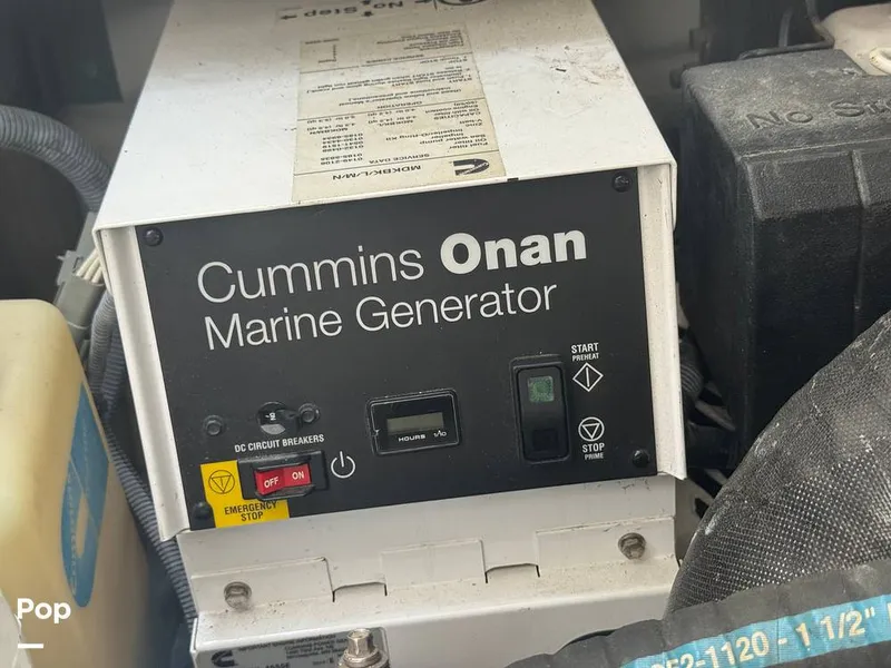 Slide: The Image of Sea Ray 38 Sundancer 2009 - 16324071