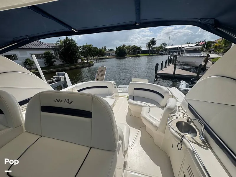 Slide: The Image of Sea Ray 38 Sundancer 2009 - 16323949