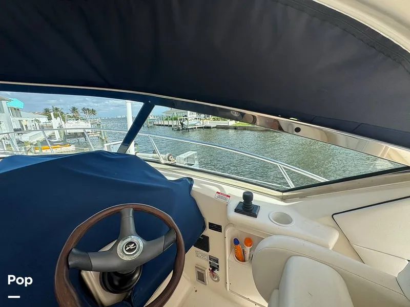 Slide: The Image of Sea Ray 38 Sundancer 2009 - 16323952