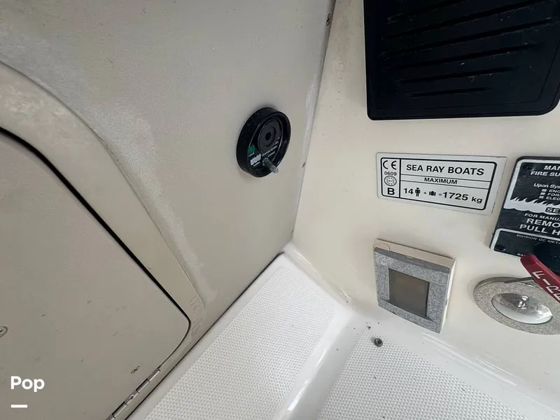 Slide: The Image of Sea Ray 38 Sundancer 2009 - 16323960