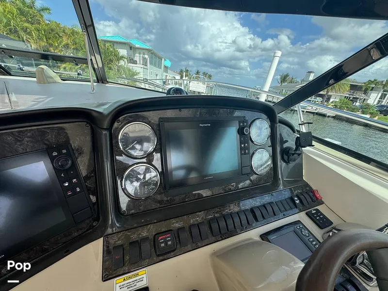 Slide: The Image of Sea Ray 38 Sundancer 2009 - 16323962