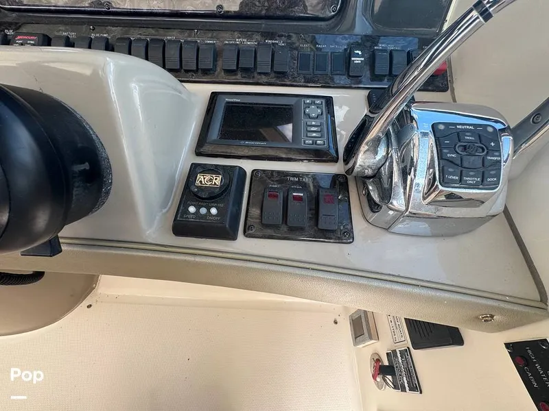 Slide: The Image of Sea Ray 38 Sundancer 2009 - 16323966