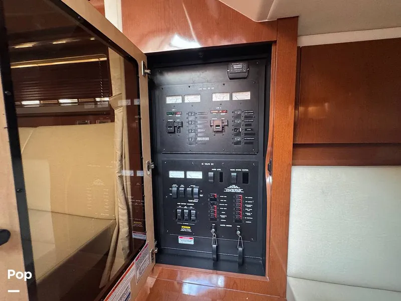 Slide: The Image of Sea Ray 38 Sundancer 2009 - 16323988