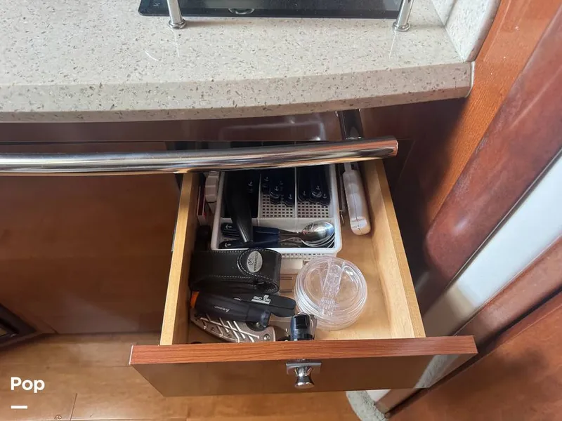 Slide: The Image of Sea Ray 38 Sundancer 2009 - 16324002