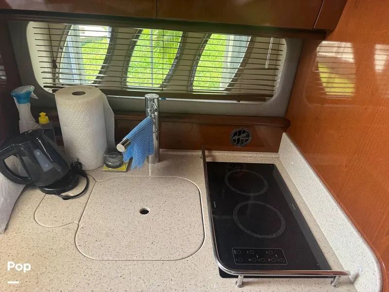 Slide: The Image of Sea Ray 38 Sundancer 2009 - 16324004