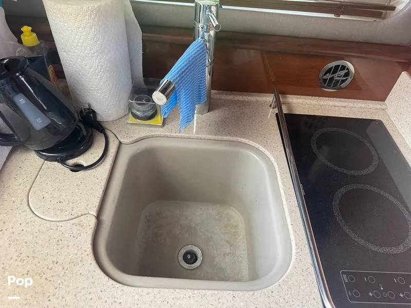 Slide: The Image of Sea Ray 38 Sundancer 2009 - 16324005