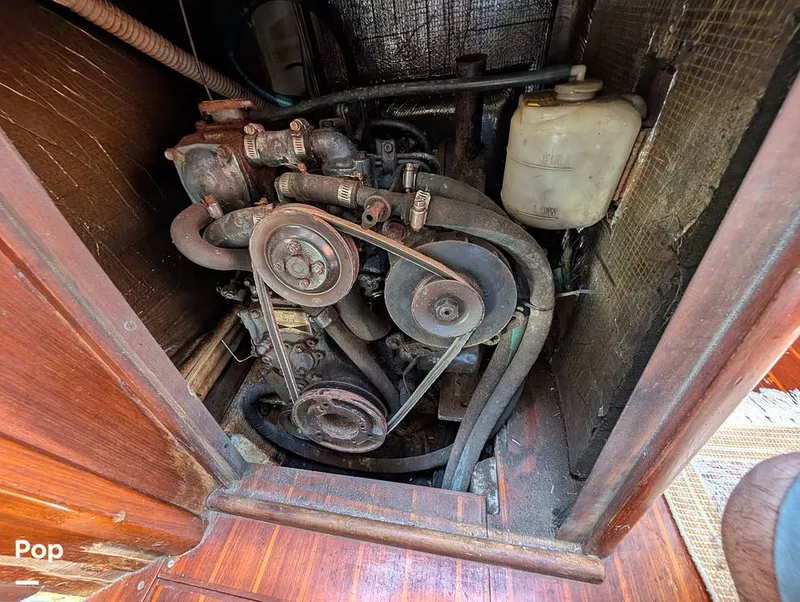 Slide: The Image of Hunter 36 1993 - 16372530