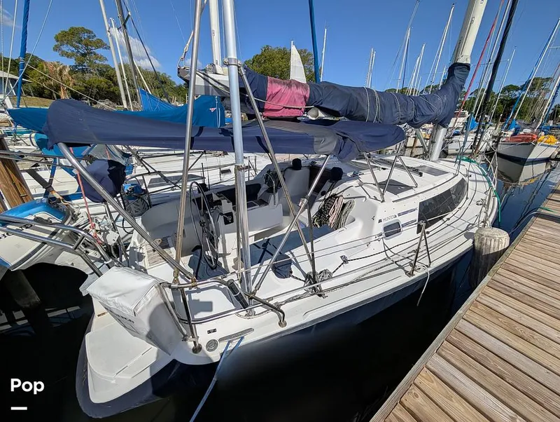 Slide: The Image of Hunter 36 1993 - 16372365