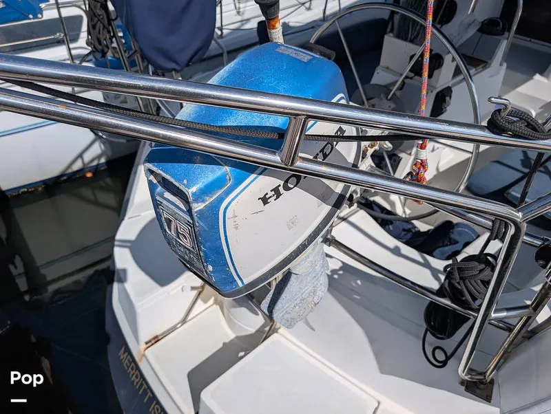 Slide: The Image of Hunter 36 1993 - 16372457